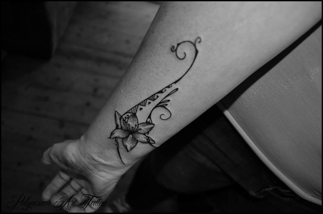#Polynesian #Tattoo Adorable ideas of tattoo for the wrist