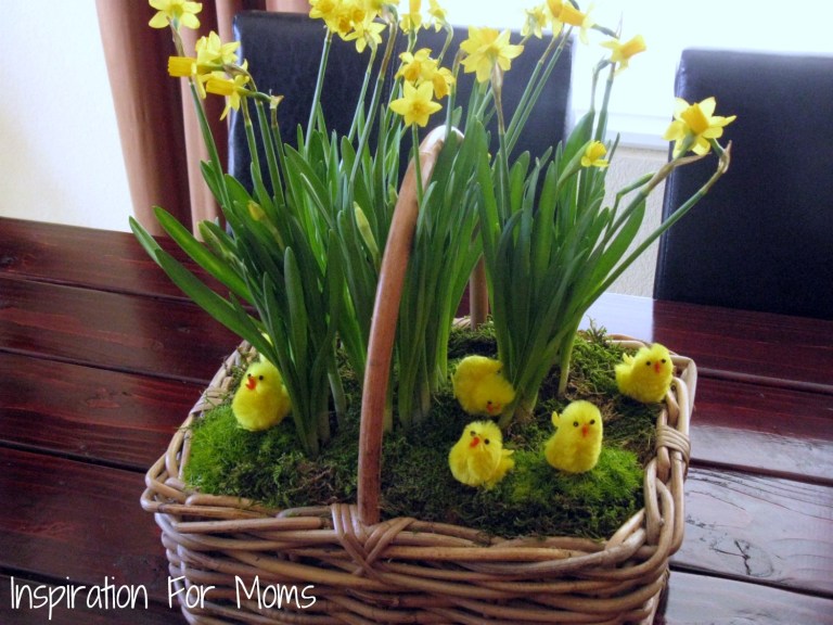 DIY Easter Flower Basket.