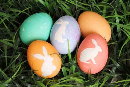 Bunny Silhouette Dyed Easter Eggs. Bunny Silhouette Crafts for Kids