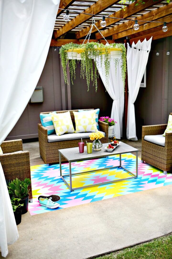 Gorgeous DIY Paint Your Own Outdoor Rug.