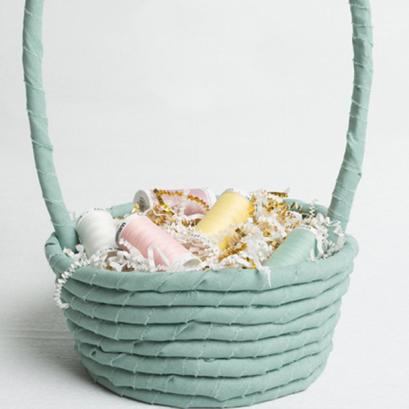 No-Sew Fabric Rope Easter Basket by The House that Lars Built.