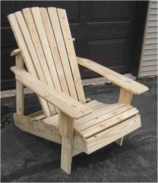 Wooden Pallet Adirondack Chair.