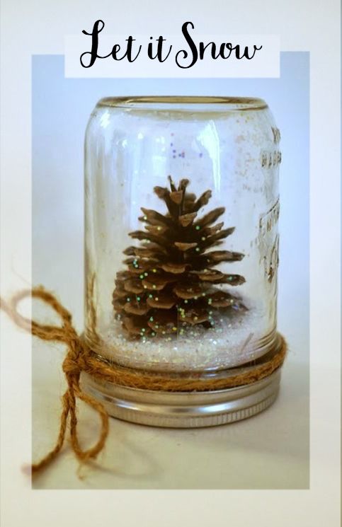 Creative pinecone snowglobe just using mason jar.