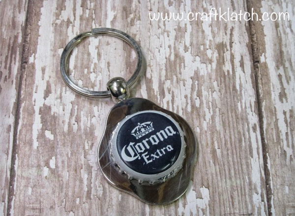 DIY Beer Bottle Cap Keychain.