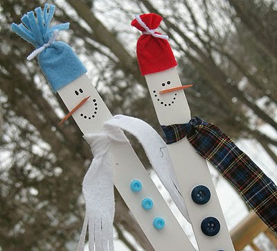 Paint Stick Snowmen.