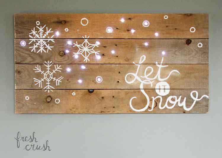 Pallet Holiday Sign – Let It Snow.