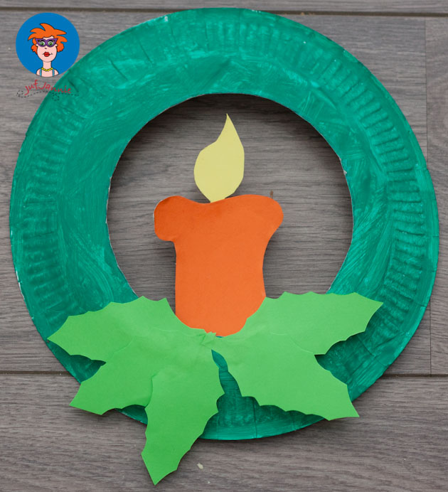 Paper Plate Christmas Candle Craft.