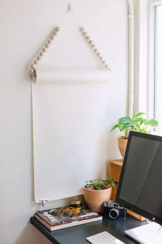 Set Up A Wall Hanger Notepad.