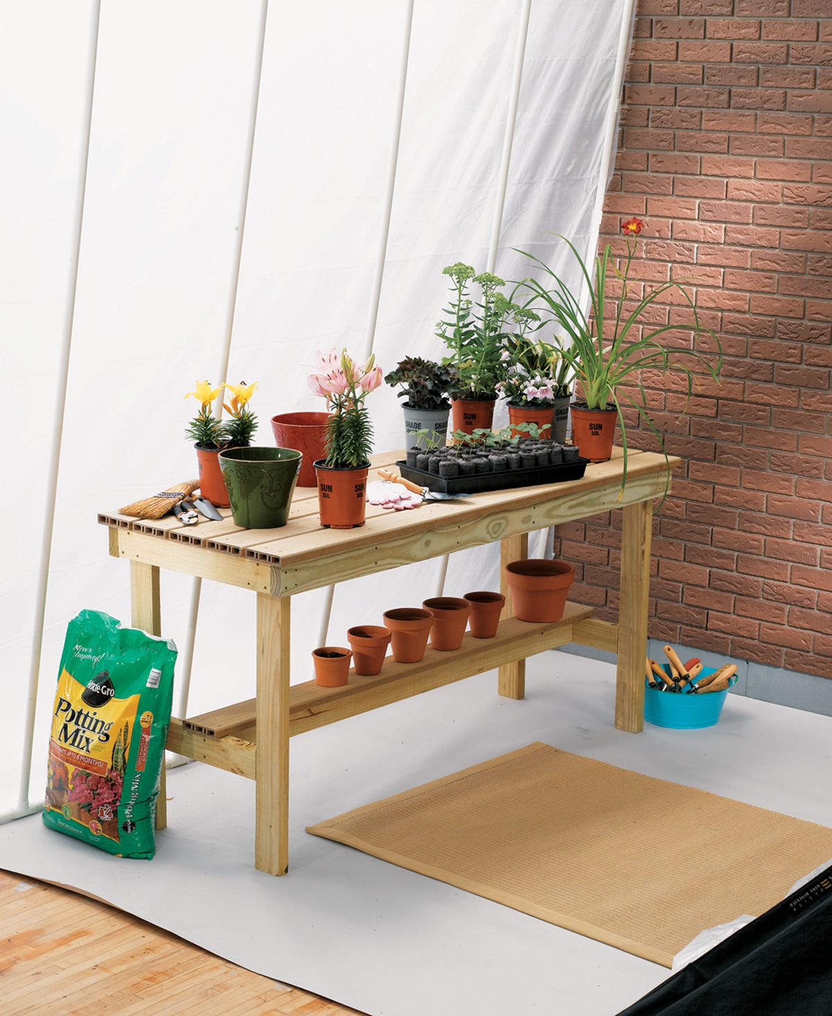 Simple Potting Bench.