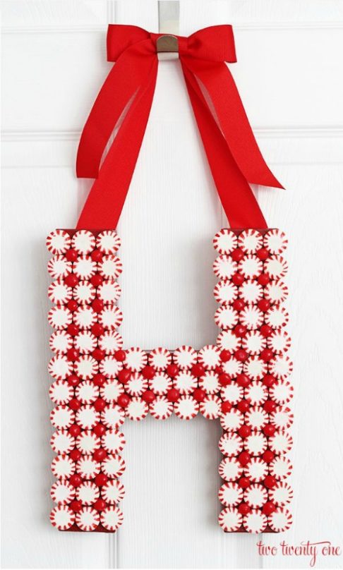 11 Christmas Candy Decorations Which Are A Perfect Combination of Beauty
