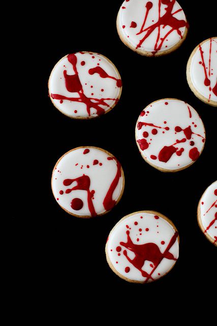 Blood Spatter Cookies at Annie's Eats