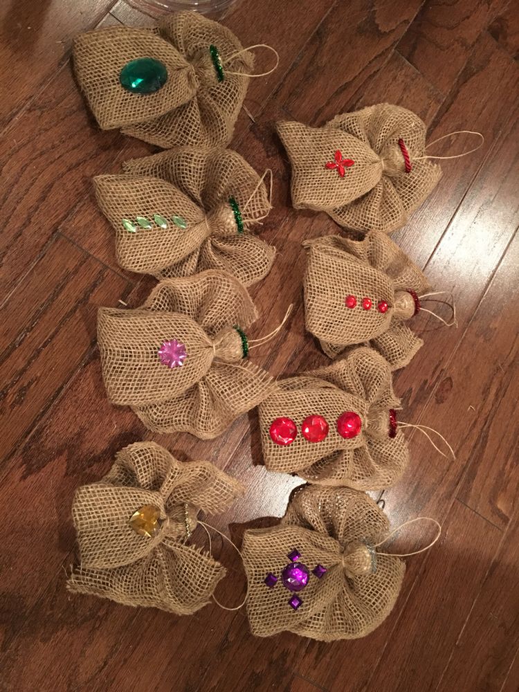 Easy Homemade Christmas Craft. Make this adorable burlap angel ornament!