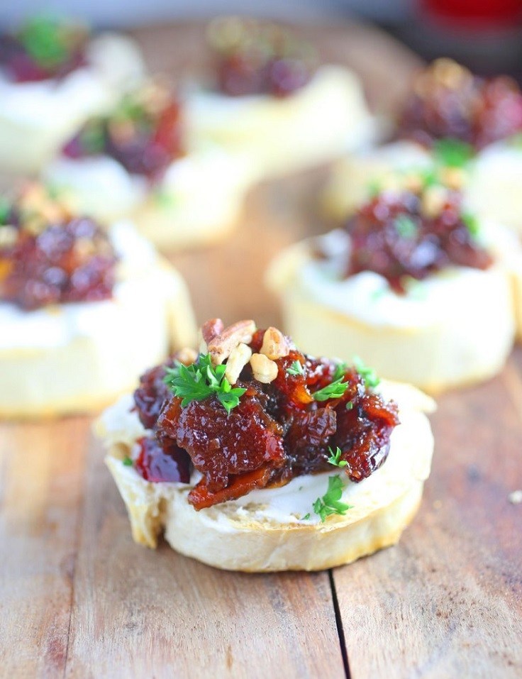 Bacon and Cranberry Goat Cheese Crostini. Christmas Party Food Recipes