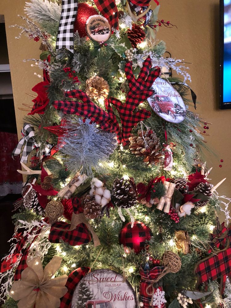 Buffalo check Christmas tree decoration.