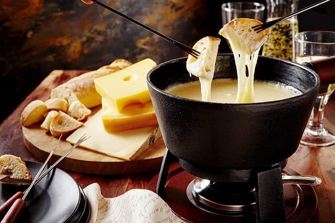 Cheddar Cheese and Cider Fondue