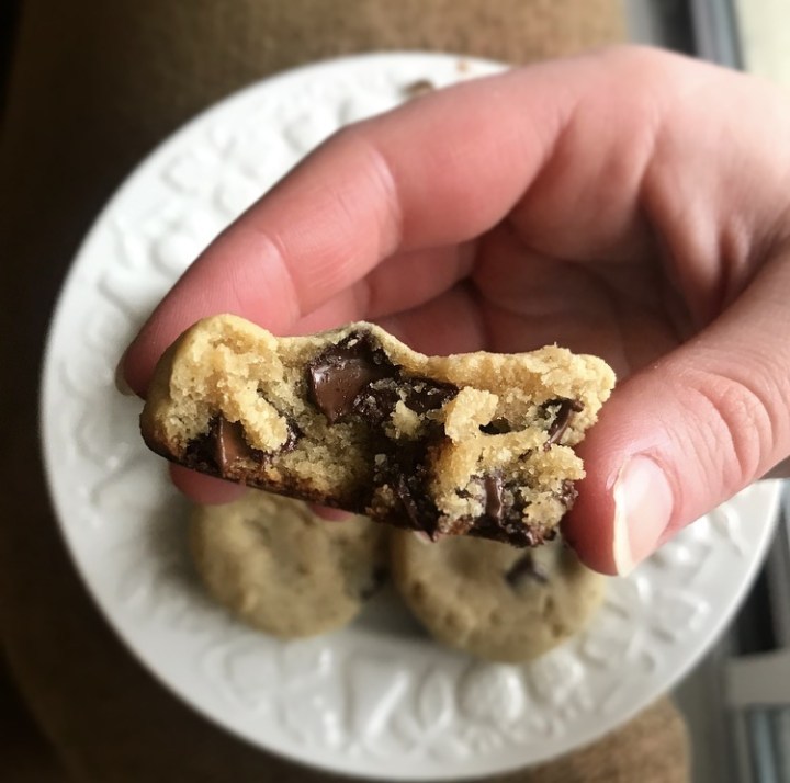 Chewy Keto Chocolate Chip Cookies by Mouthwatering Motivation