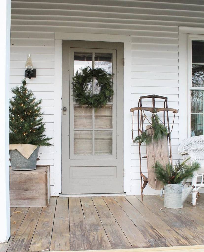 Christmas Porch Decor.