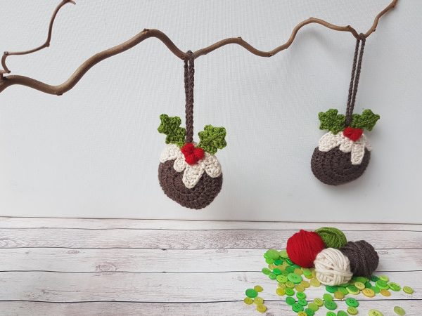 Crochet Christmas puddings.