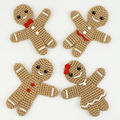 Crochet gingerbread family.