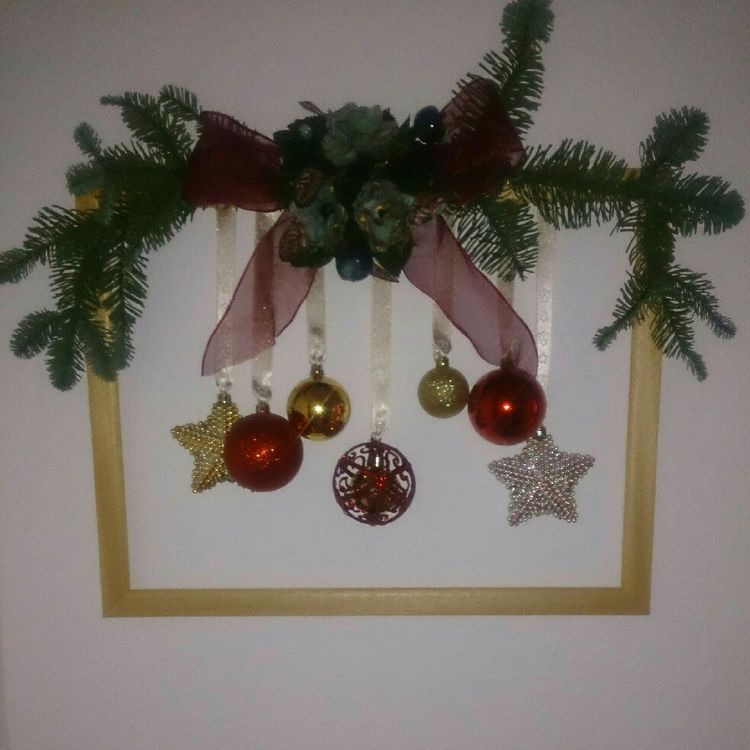 DIY Christmas Frame Wreath will look perfect.
