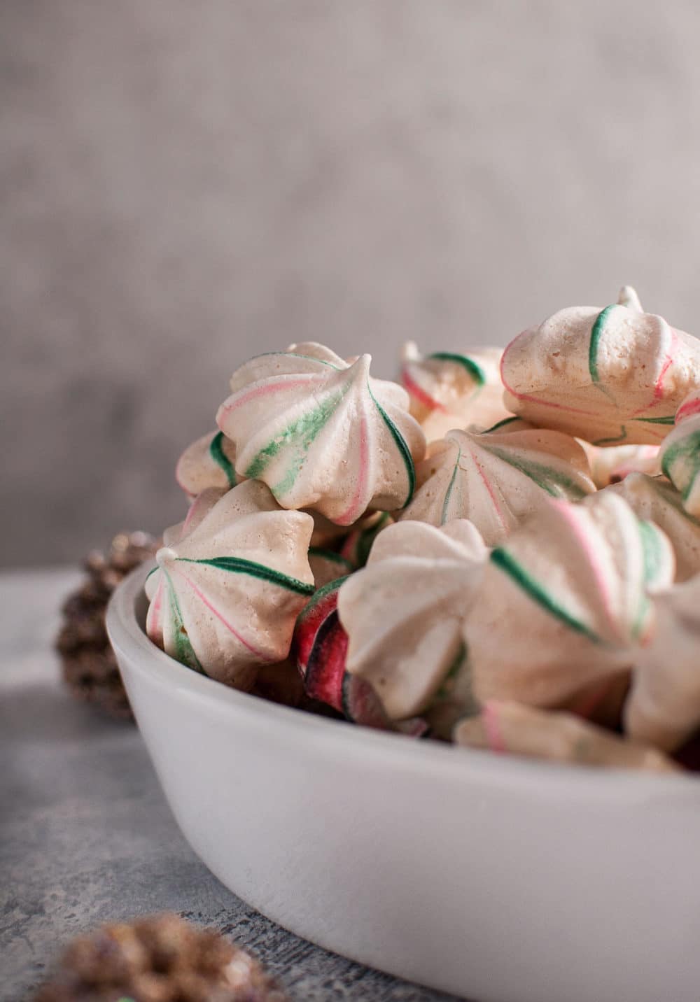 Red and Green Striped Christmas Merengue Cookies