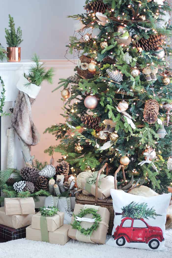 Rustic Neutral Christmas Tree by Craftberry Bush