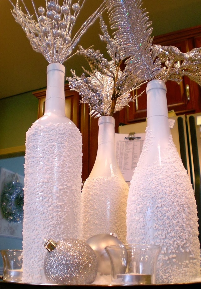 Snowy vases.