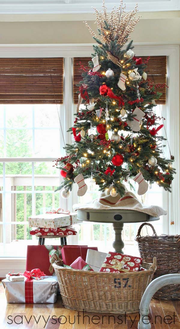 Southern Style Tabletop Christmas Tree.