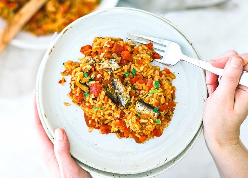 Spanish Rice with Sardines in Tomato Sauce from Killing Thyme