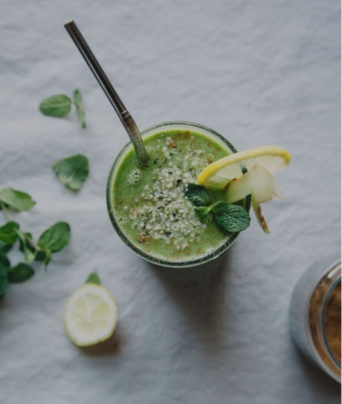 Winter Glow Green Smoothie With Hemp & Ginger.