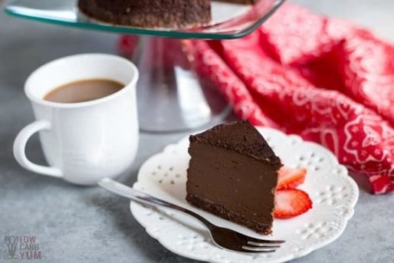Chocolate Cheesecake from Low Carb Yum