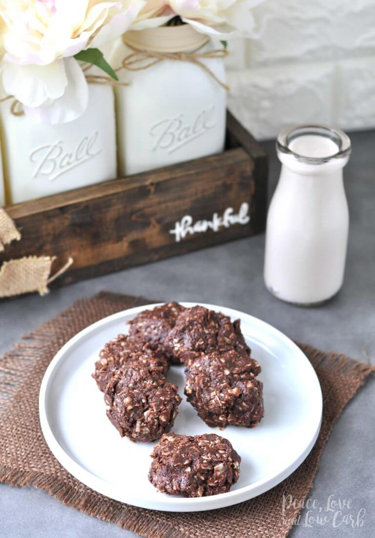 Chocolate Peanut Butter No Bake Cookies – Peace Love and Low Carb