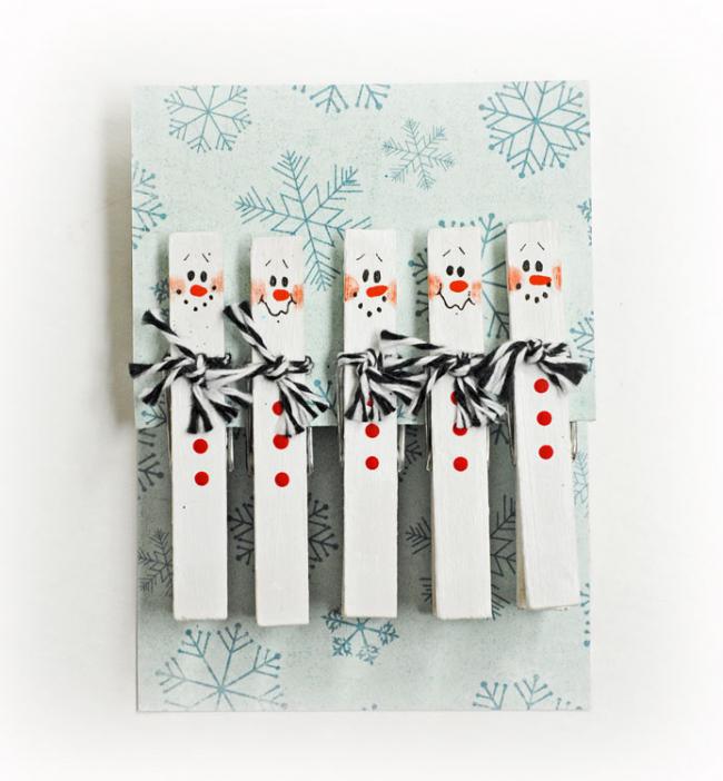 Clothespins into adorable snowmen.