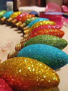 DIY Glitter Bulb Ornaments.