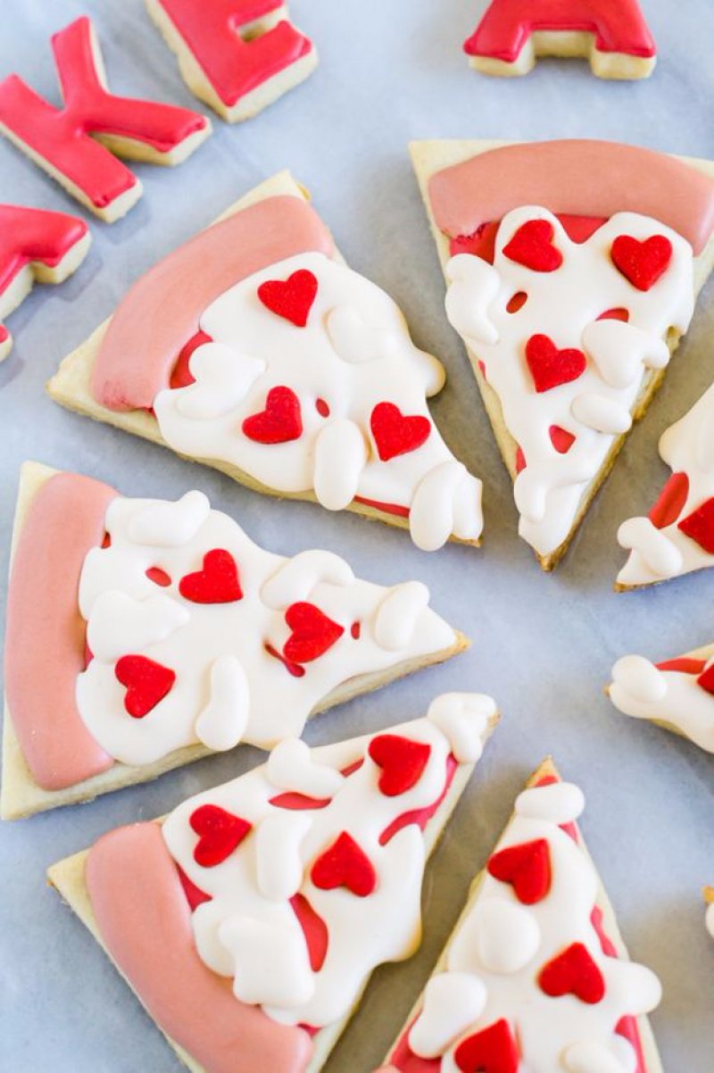 Heart Pizza Valentine Cookies.