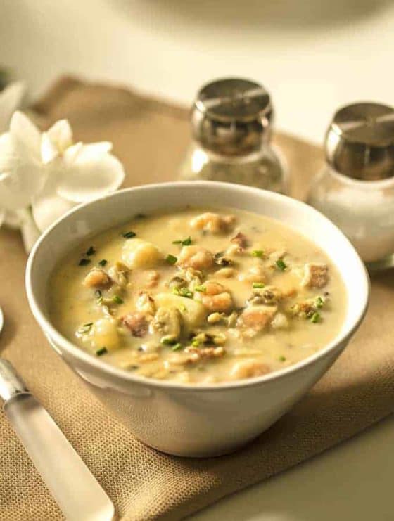 Instant Pot Clam Chowder by Two Sleevers