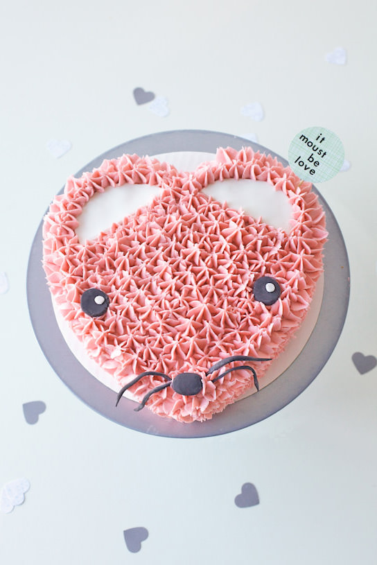 Pink Heart Mouse Cake