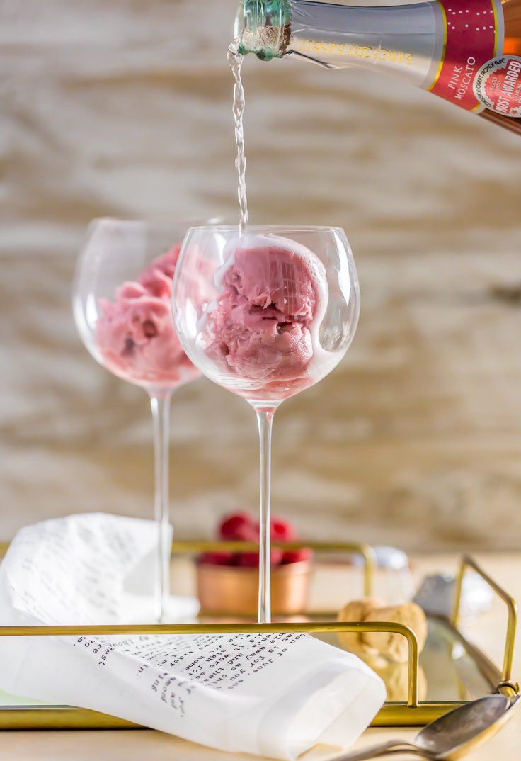RASPBERRY PINK CHAMPAGNE FLOATS.