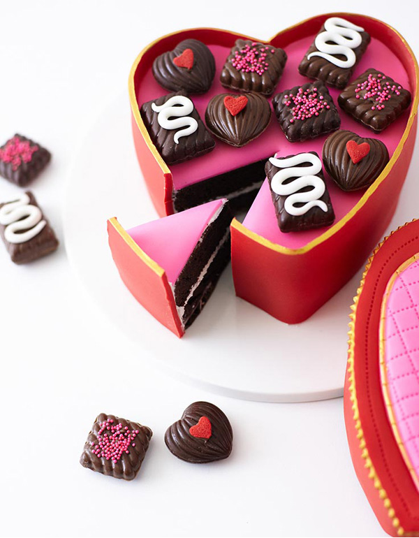 How to make a Valentine's Chocolate Candy Box Cake | by Cakegirl