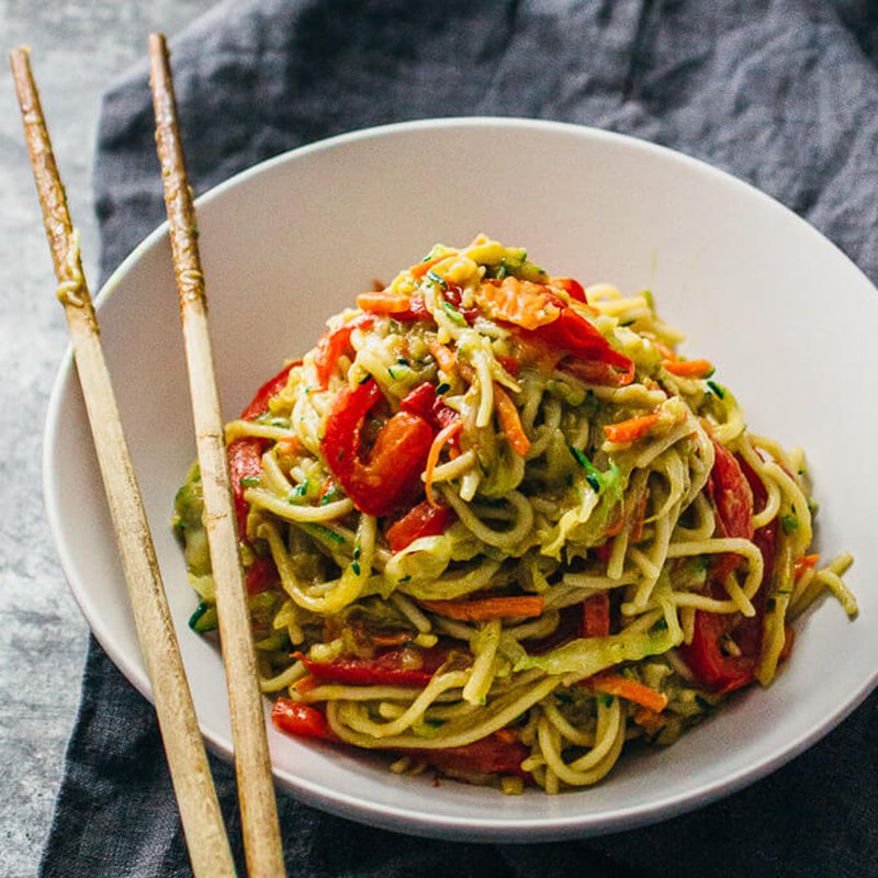 Vegetable Chow Mein Noodles.