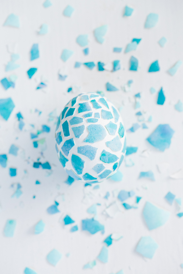 Beautiful Mosaic Easter Eggs via Sugar and Charm