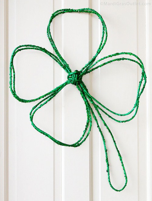 DIY Shamrock Wreath with Glamour Rope.