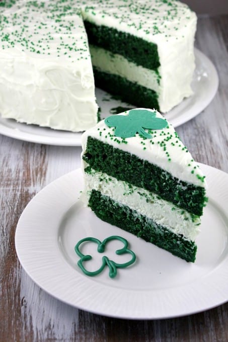 Green Velvet Cheesecake Cake – RecipeGirl