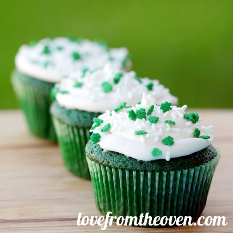 Green Velvet cupcakes.