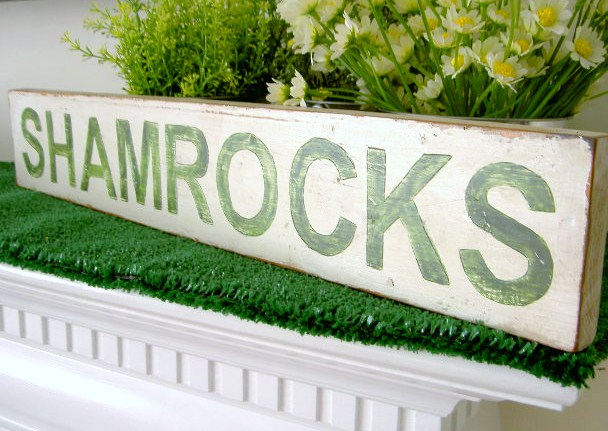 Shamrock Sign by That’s My Letter