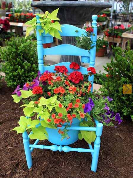 Life for Old Chairs, Baskets, Planting
